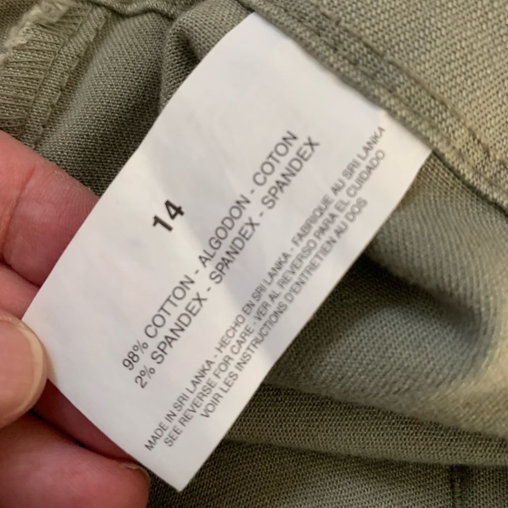 EUC Gloria Vanderbilt Olive Green Denim Skort Size 14 Spring Summer - Picture 8 of 11